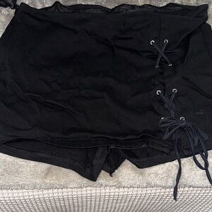 Stylish Black Lace-Up Women's Skort